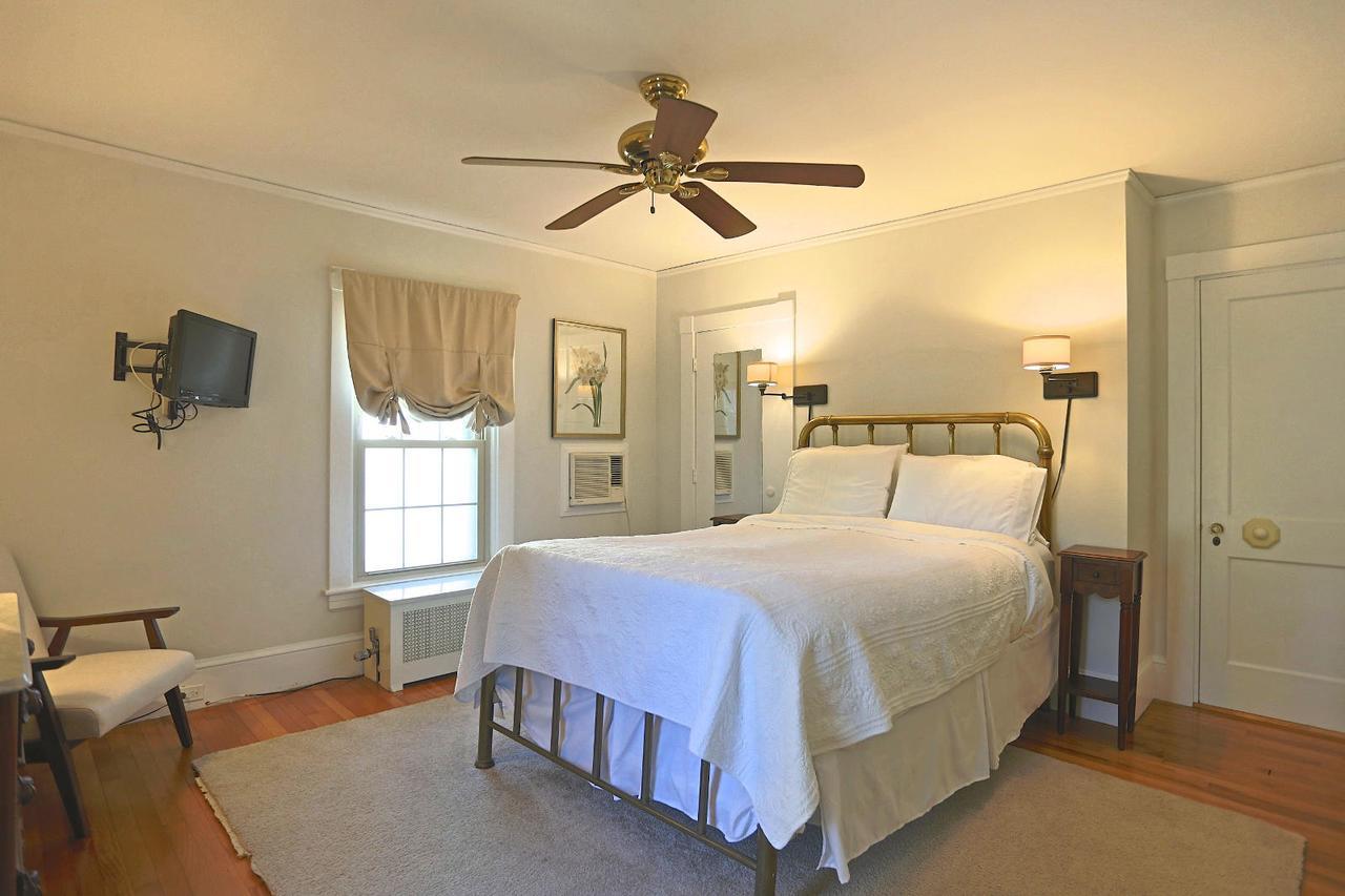 Отель Camden Windward House Экстерьер фото