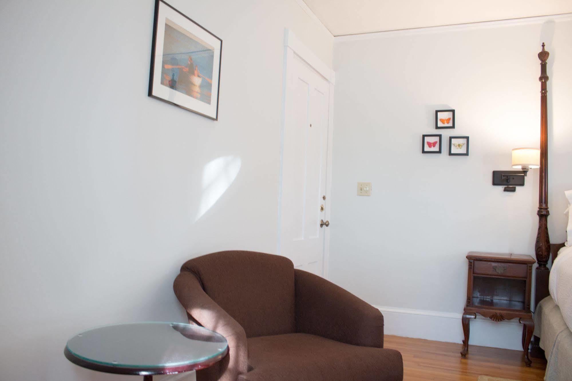 Отель Camden Windward House Экстерьер фото